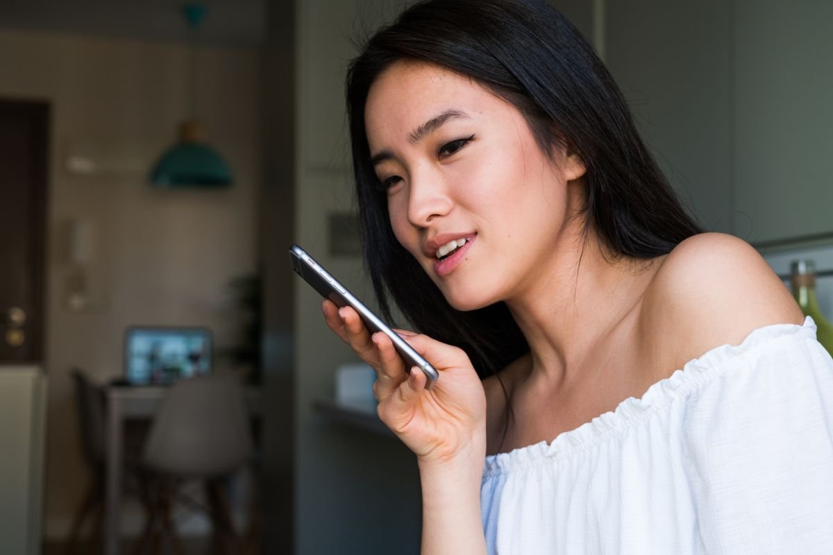 what is voice commerce